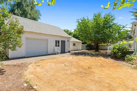 2715 Sunnyview Road NE Salem OR 97301