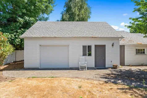 2715 Sunnyview Road NE Salem OR 97301