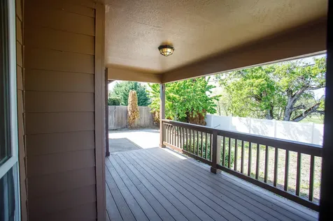 629 Cedarwood Drive Eagle Point OR 97524