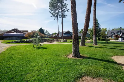 629 Cedarwood Drive Eagle Point OR 97524