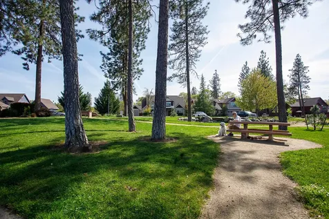 629 Cedarwood Drive Eagle Point OR 97524
