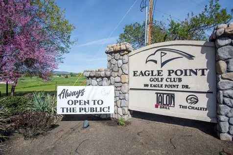 629 Cedarwood Drive Eagle Point OR 97524