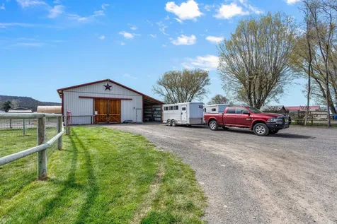 941 NW Westview Road Prineville OR 97754
