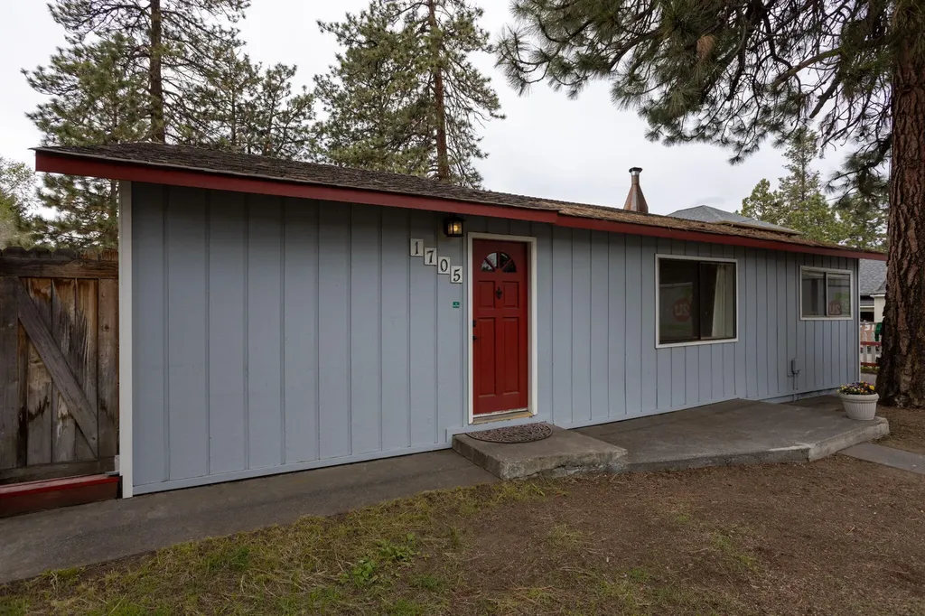 1705 NE 6th Street Bend OR 97701