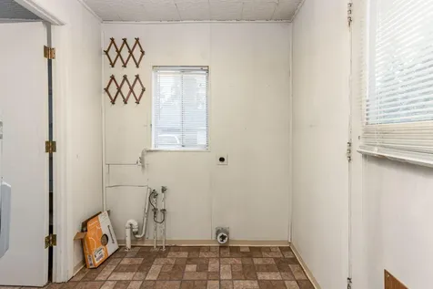 1705 NE 6th Street Bend OR 97701