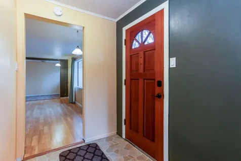 1705 NE 6th Street Bend OR 97701