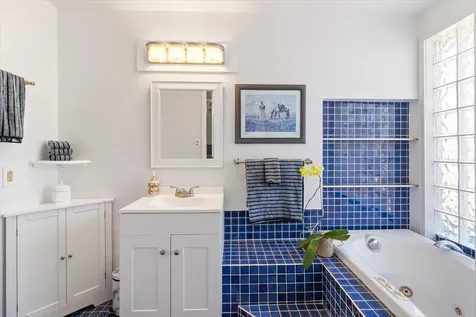 200 Hudspeth Lane Shady Cove OR 97539