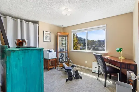 200 Hudspeth Lane Shady Cove OR 97539