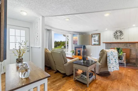200 Hudspeth Lane Shady Cove OR 97539