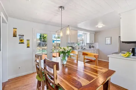 200 Hudspeth Lane Shady Cove OR 97539