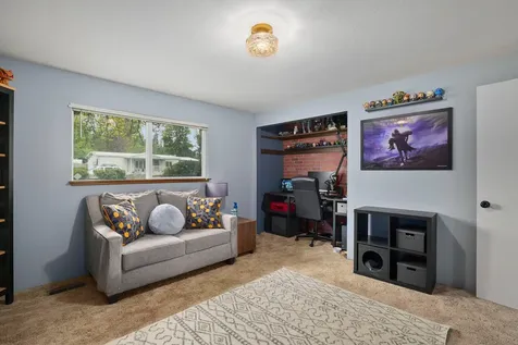 1735 Parkdale Drive Grants Pass OR 97527