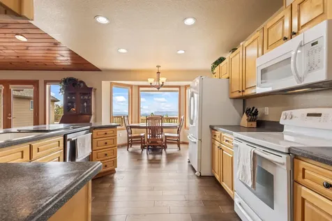 11047 SW Red Cloud Road Powell Butte OR 97753