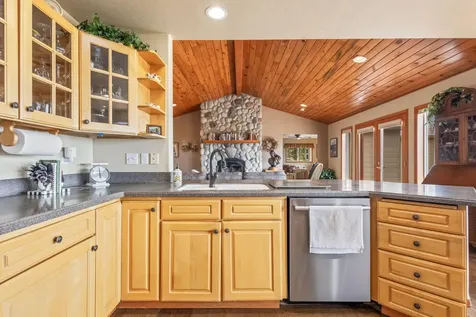 11047 SW Red Cloud Road Powell Butte OR 97753
