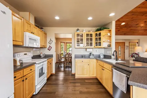 11047 SW Red Cloud Road Powell Butte OR 97753