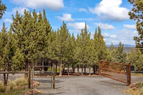 11047 SW Red Cloud Road Powell Butte OR 97753