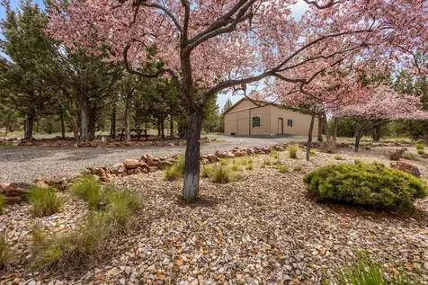 11047 SW Red Cloud Road Powell Butte OR 97753