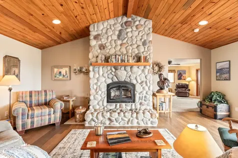 11047 SW Red Cloud Road Powell Butte OR 97753