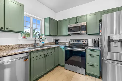 7842 Phaedra Lane White City OR 97503