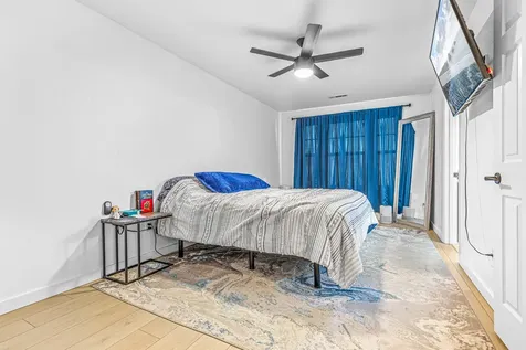 7842 Phaedra Lane White City OR 97503
