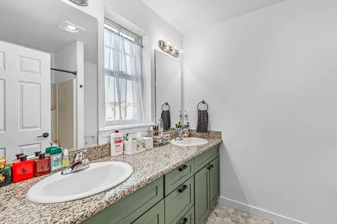 7842 Phaedra Lane White City OR 97503