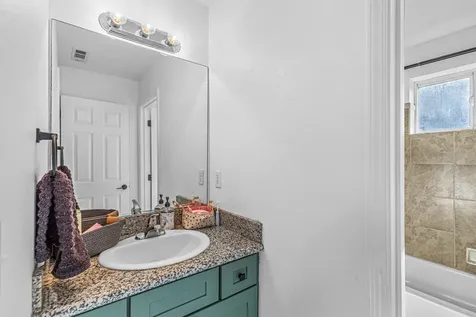 7842 Phaedra Lane White City OR 97503
