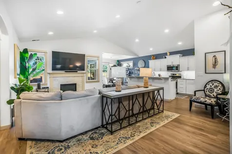 63832 Wellington Street Bend OR 97701