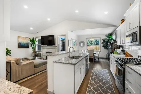 63832 Wellington Street Bend OR 97701