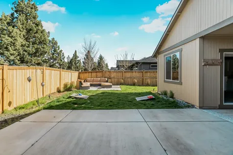 63832 Wellington Street Bend OR 97701