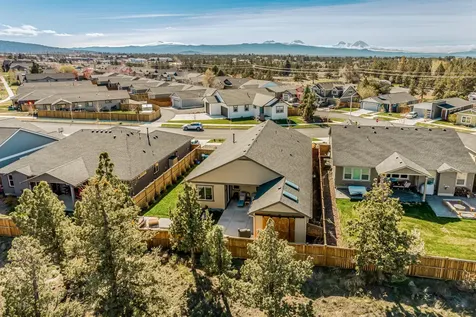 63832 Wellington Street Bend OR 97701