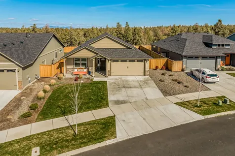 63832 Wellington Street Bend OR 97701