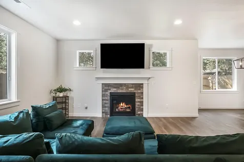 20441 SE Senden Lane Bend OR 97702