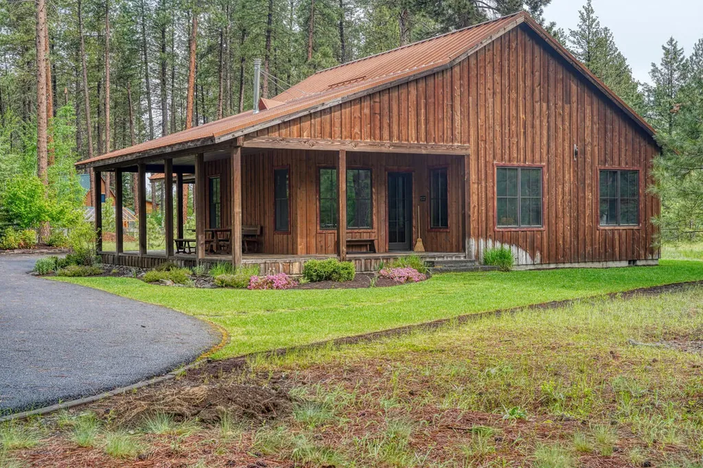 26060 SW Potlatch Lane Camp Sherman OR 97730