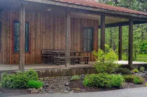 26060 SW Potlatch Lane Camp Sherman OR 97730