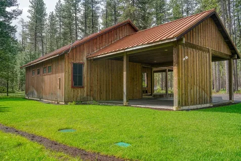 26060 SW Potlatch Lane Camp Sherman OR 97730