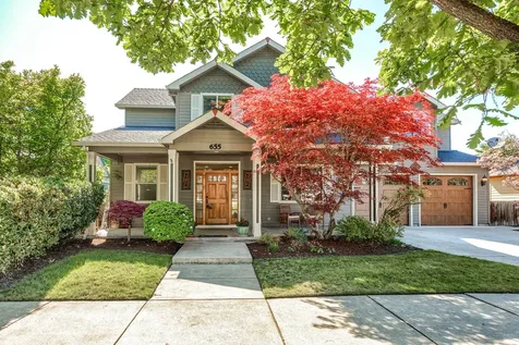 655 Valley Oak Boulevard Central Point OR 97502