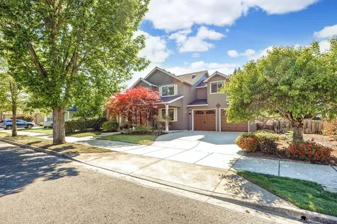 655 Valley Oak Boulevard Central Point OR 97502