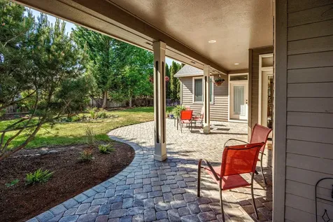 655 Valley Oak Boulevard Central Point OR 97502