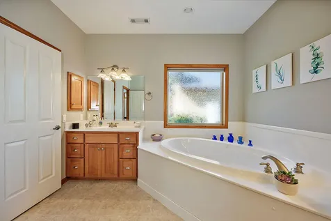 655 Valley Oak Boulevard Central Point OR 97502