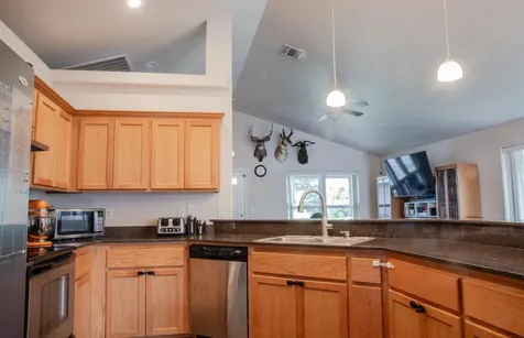 1439 SW Sturgeon Court Grants Pass OR 97527