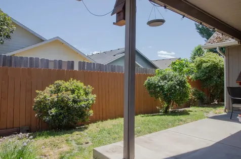 1439 SW Sturgeon Court Grants Pass OR 97527