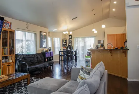 1439 SW Sturgeon Court Grants Pass OR 97527