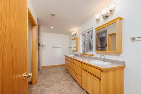 16146 Aqua Road La Pine OR 97739