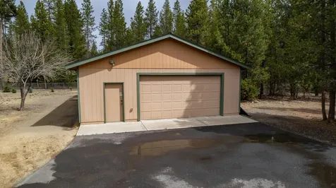 16146 Aqua Road La Pine OR 97739