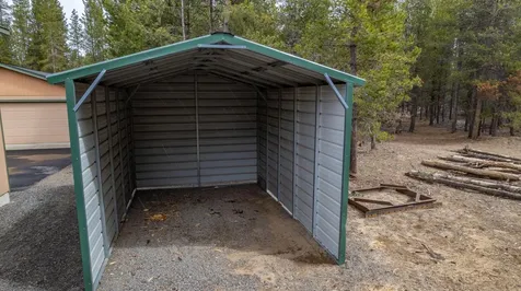 16146 Aqua Road La Pine OR 97739