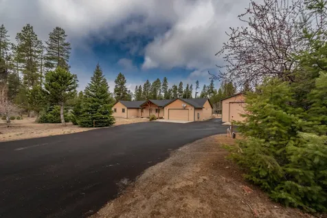 16146 Aqua Road La Pine OR 97739