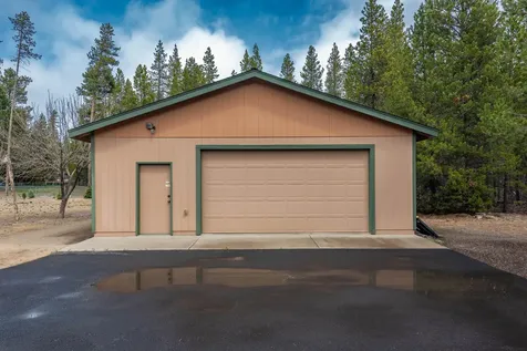 16146 Aqua Road La Pine OR 97739