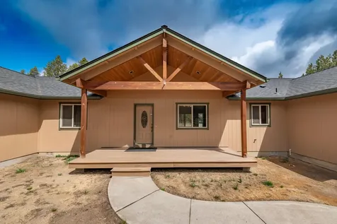 16146 Aqua Road La Pine OR 97739