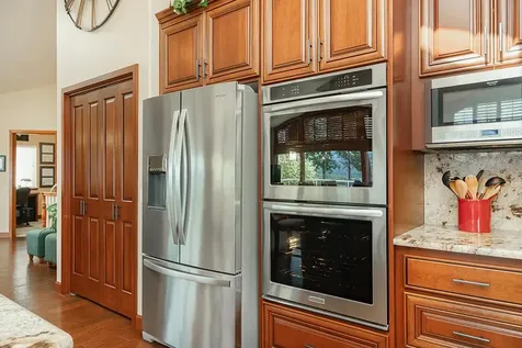 1874 NW Sunview Place Grants Pass OR 97526