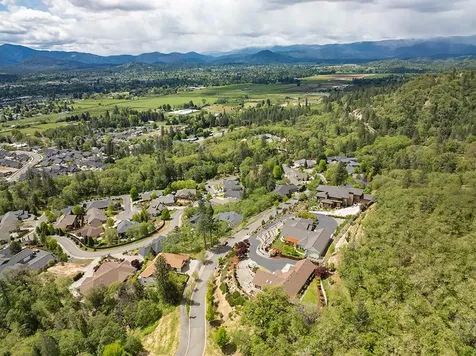 1874 NW Sunview Place Grants Pass OR 97526