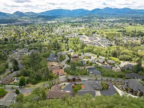 1874 NW Sunview Place Grants Pass OR 97526